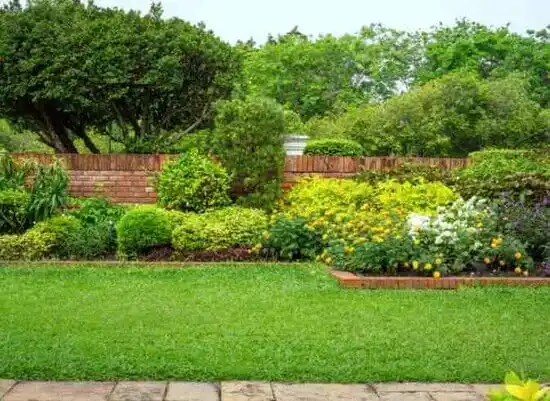 landscaping services Newburgh Heights